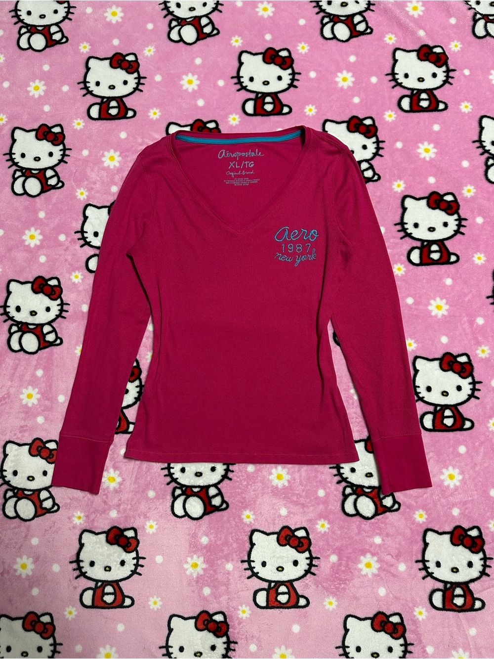 Y2K Aeropostale Long Sleeve V-Neck Top